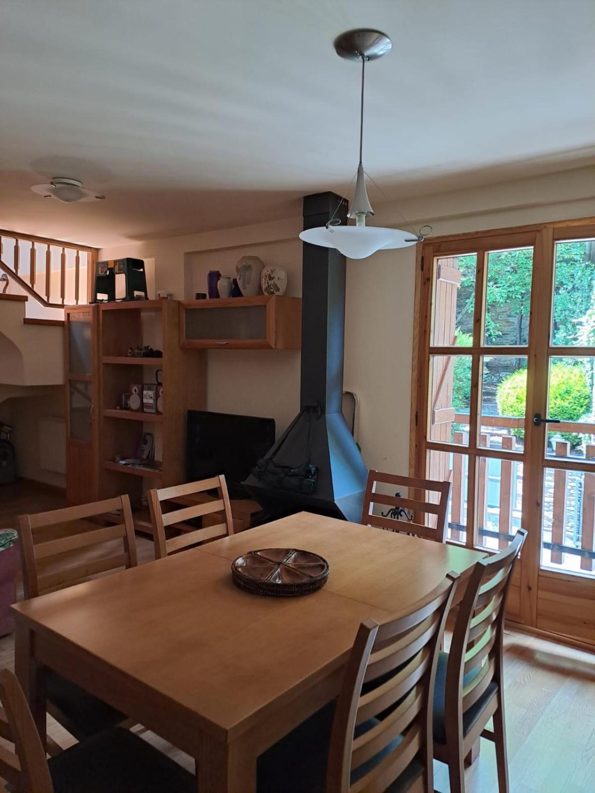 Duplex De Muntanya En Zona Verda A Escalo Bagian luar foto